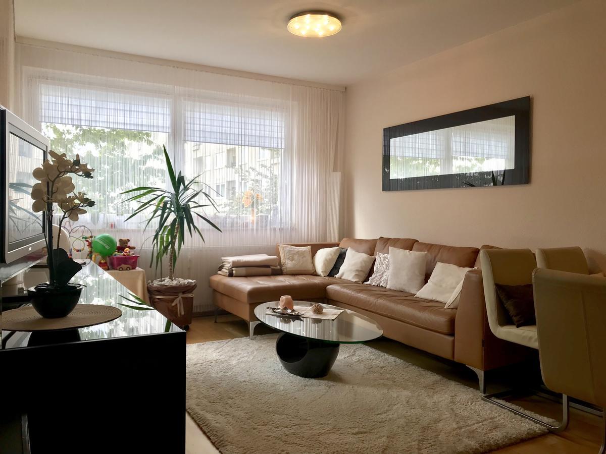 Apartment Profair Near Fairgrounds- Entrance Sud